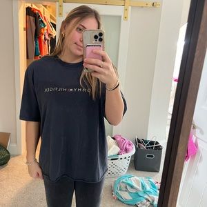 Tommy hillfiger navy shirt